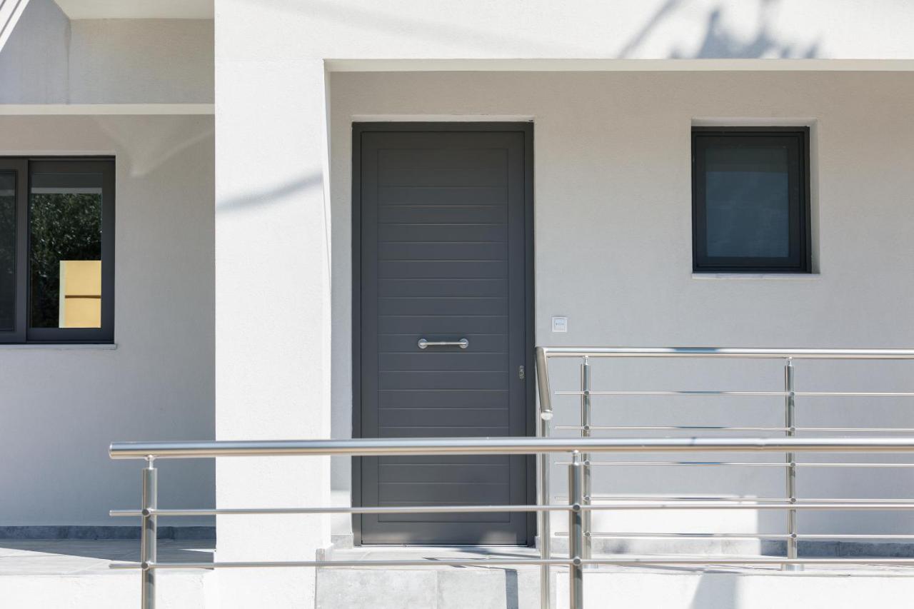 Greek Sky - New Modern Apartment With Shared Pool Tavronitis Exteriér fotografie